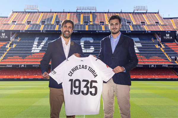 Cervezas Turia se convierte en nuevo premium partner del Valencia FC