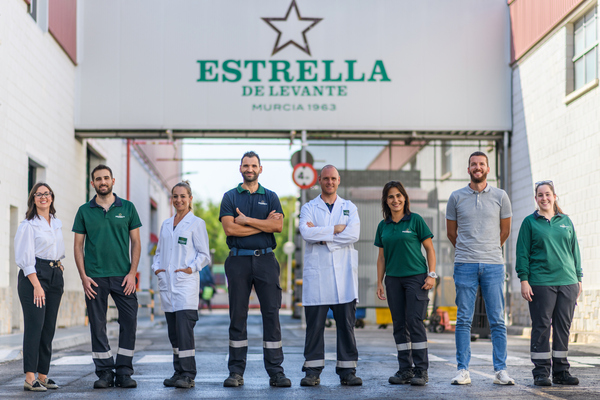 Estrella de Levante renews its EFR certification as a family-responsible company