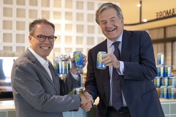 Nestlé y Damm firman un acuerdo  para producir, comercializar y distribuir Nestea en España